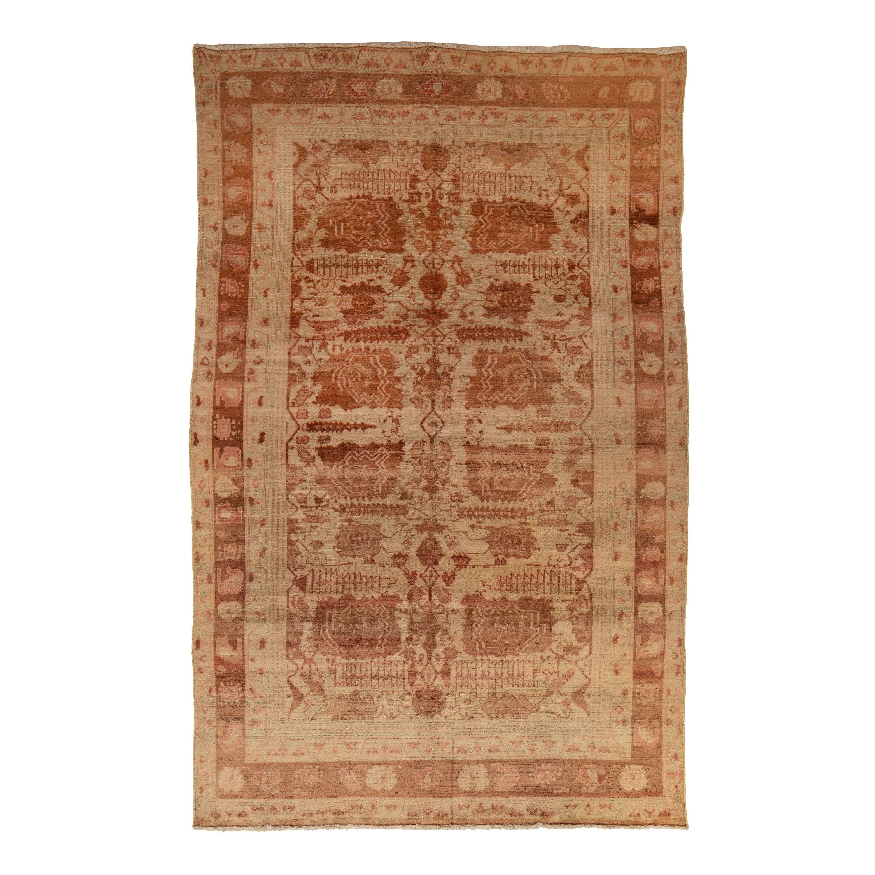 Amritsar Rug 5'10" x 8'7"