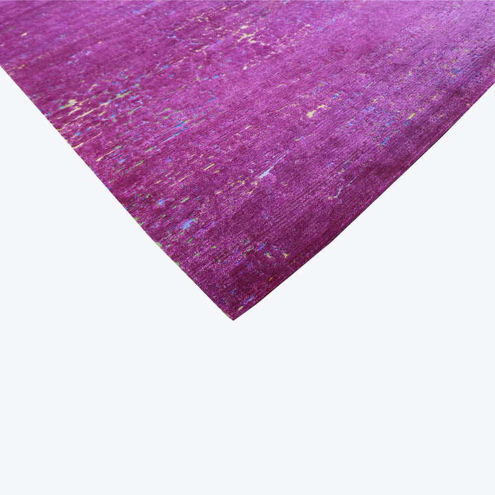Nuvibrant Silk Rug - 8' x 10'