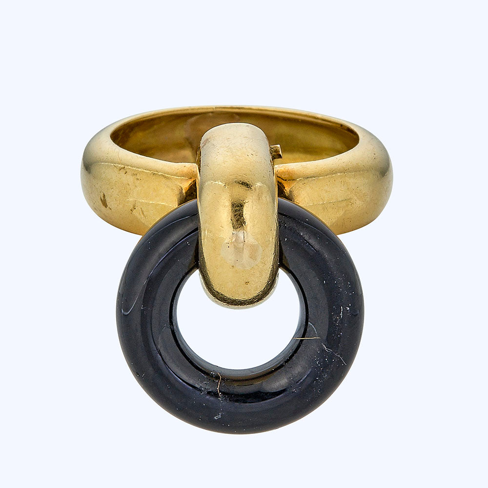 Vintage 18K Gold and Onyx Circle Ring