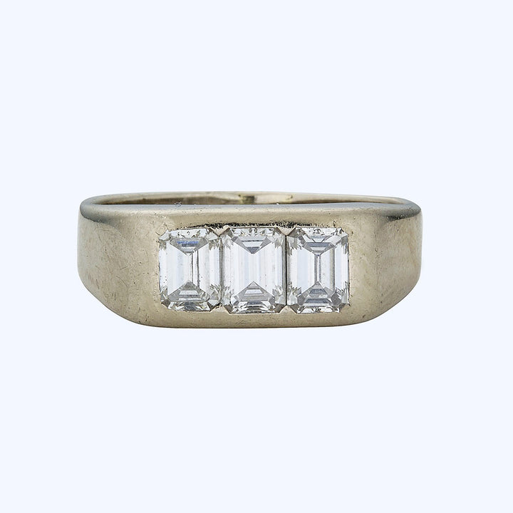 1960s American Diamond Trio Ring