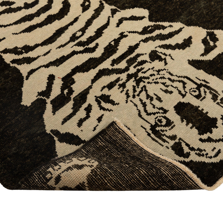 Turkish Hand Knotted Wool Carpet - 4'1" x 6'1"