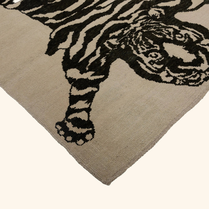 Turkish Hand Knotted Wool Carpet - 5'9" x 7'4"