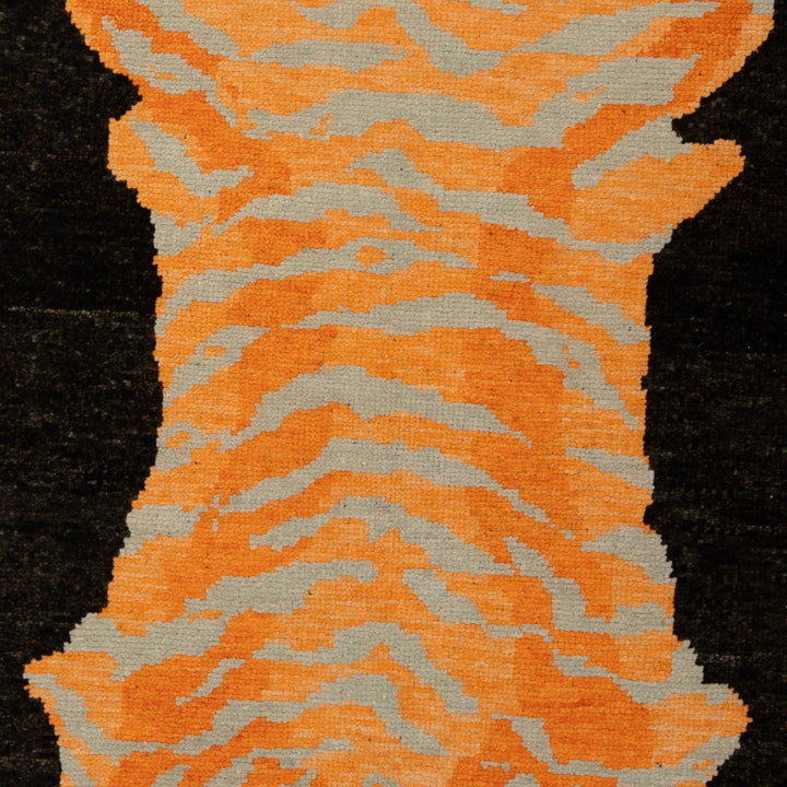 Turkish Hand Knotted Wool Carpet - 4'1" x 5'11"