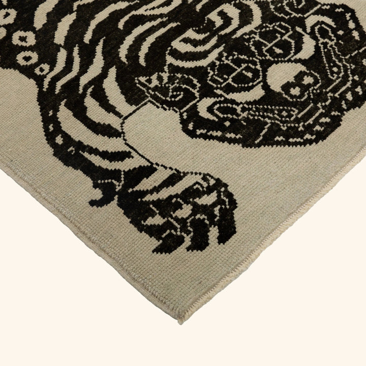 Turkish Hand Knotted Wool Carpet - 4'3" x 5'10"