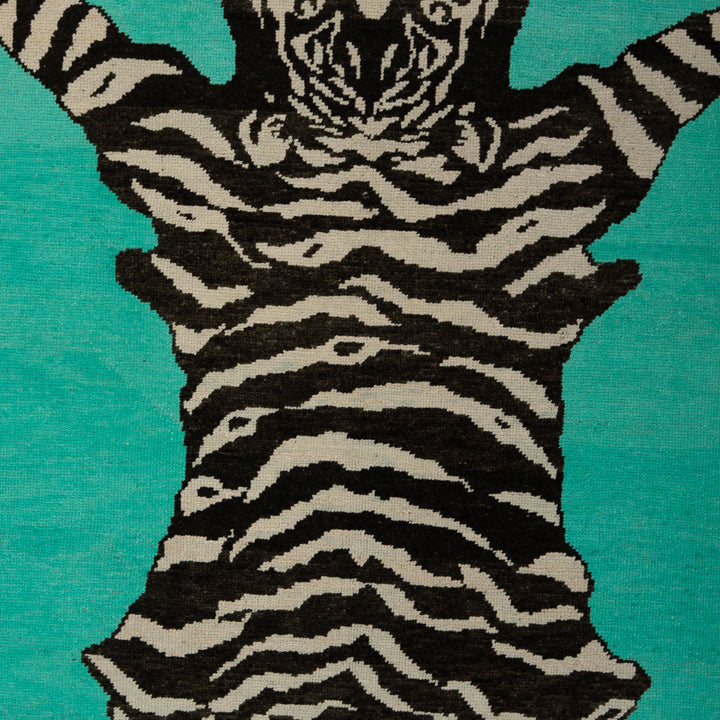 Turkish Hand Knotted Wool Carpet - 5'5" x 7'2"