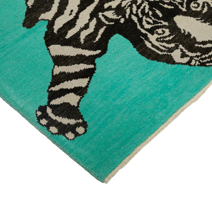 Turkish Hand Knotted Wool Carpet - 5'5" x 7'2"