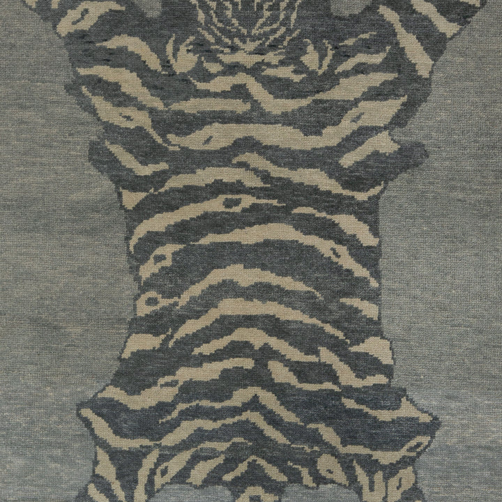 Turkish Hand Knotted Wool Carpet - 4'9" x 6'7"