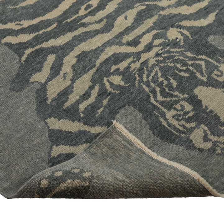 Turkish Hand Knotted Wool Carpet - 4'9" x 6'7"