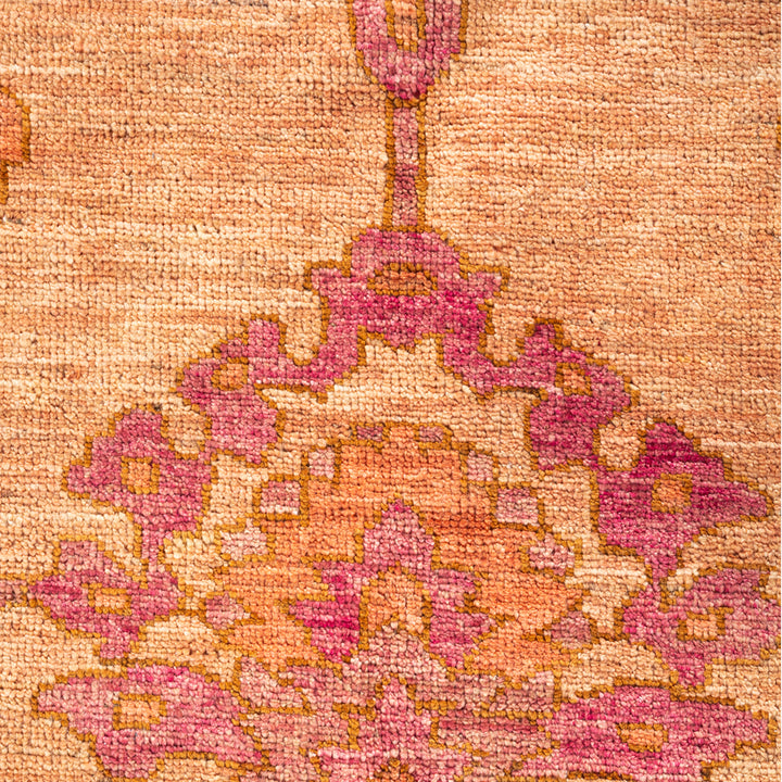 BEIGE TRADITIONAL WOOL RUG - 9' 3" x 11' 10"