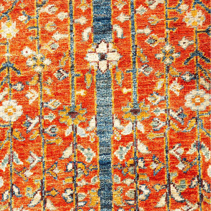 RED TRADITIONAL WOOL RUG - 5' 8" x 7' 10"