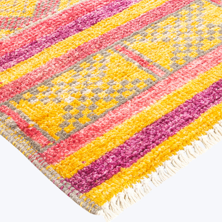 ORANGE TRADITIONAL WOOL RUG - 5' 7" x 8' 1"