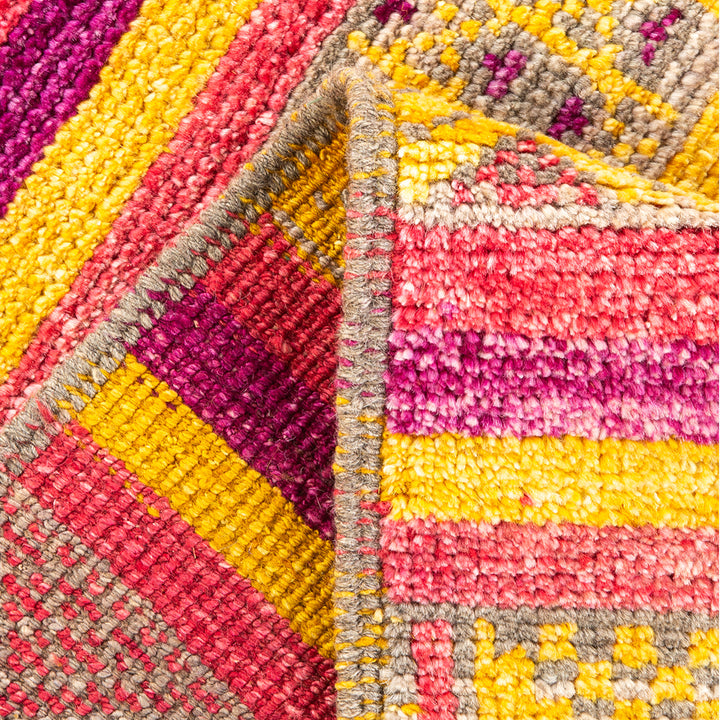 ORANGE TRADITIONAL WOOL RUG - 5' 7" x 8' 1"