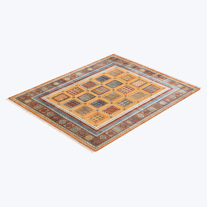 YELLOW TRADITIONAL WOOL RUG - 5' 5" x 6' 6"