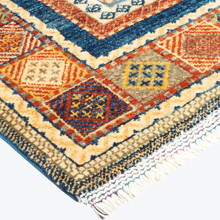 YELLOW TRADITIONAL WOOL RUG - 5' 8" x 8' 2"