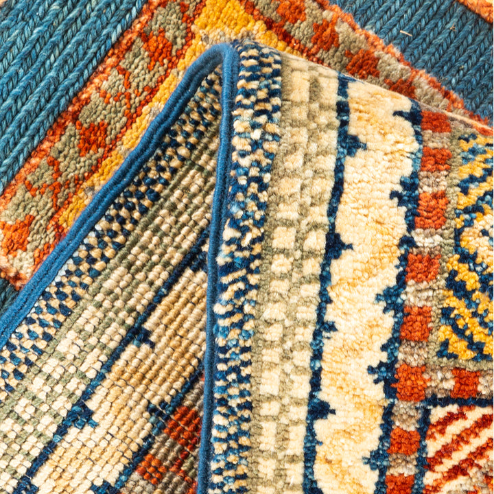 YELLOW TRADITIONAL WOOL RUG - 5' 8" x 8' 2"