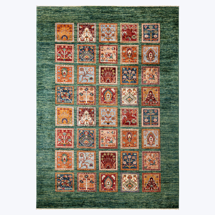 GREEN TRADITIONAL WOOL RUG - 5' 8" x 8' 1"