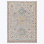 IVORY TRADITIONAL WOOL RUG - 4' 11" x 6' 8"