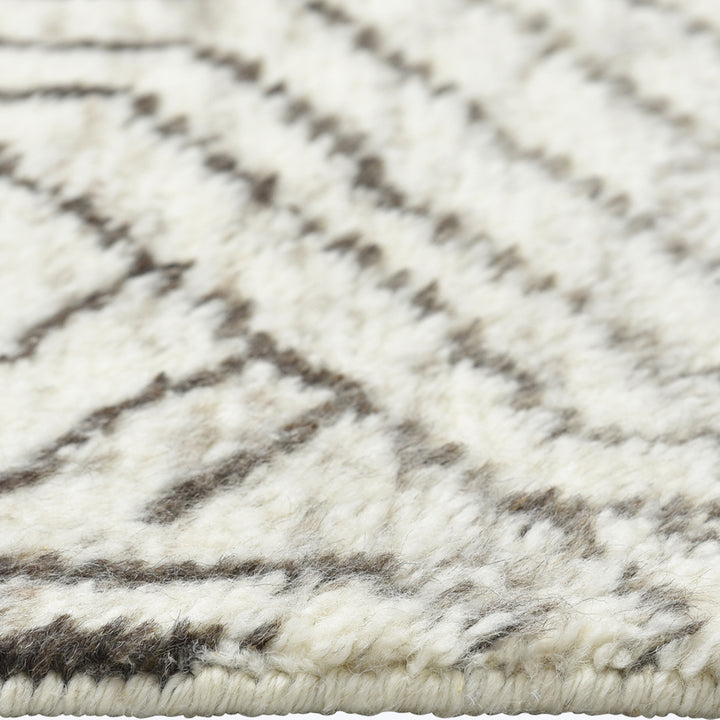 IVORY MOROCCAN WOOL COTTON BLEND RUG - 5'  x 8'