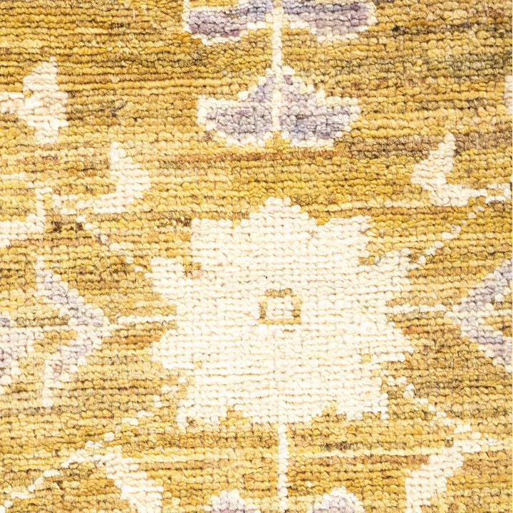 GREEN TRADITIONAL WOOL RUNNER - 3' 4" x 9' 10"