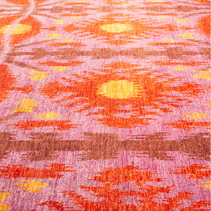 RED TRADITIONAL WOOL RUG - 8'  x 9' 10"