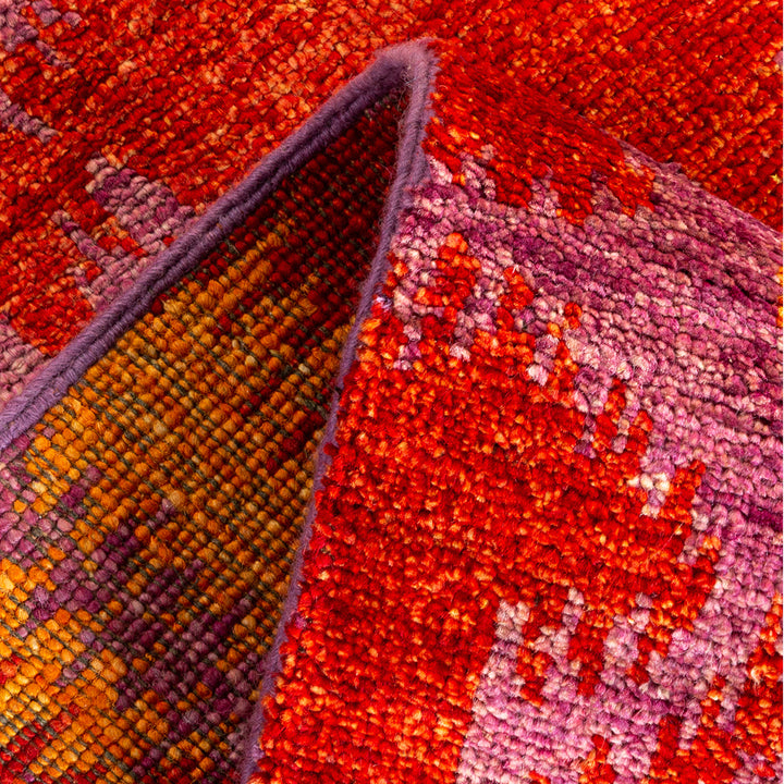 RED TRADITIONAL WOOL RUG - 8'  x 9' 10"