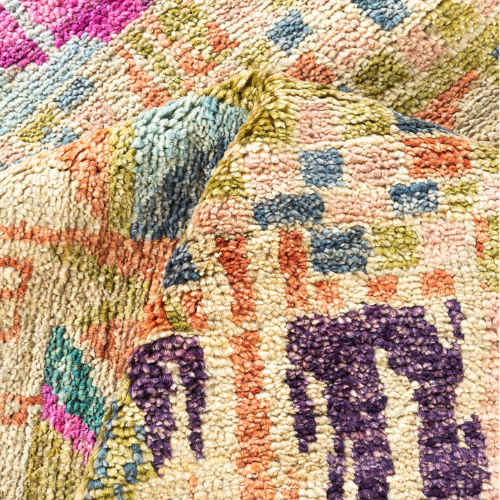 LIGHT BLUE TRADITIONAL WOOL RUG - 5' 10" x 9' 1"