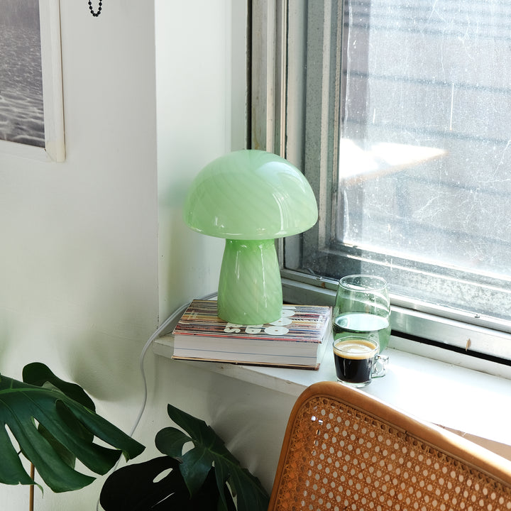 Close Top Petite Mushroom Lamp