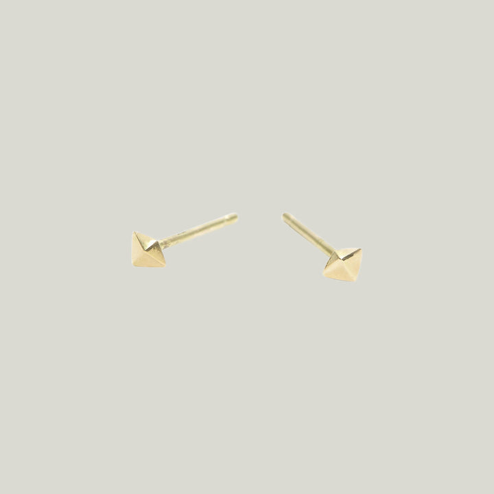 Tiny Double Pointed Studs