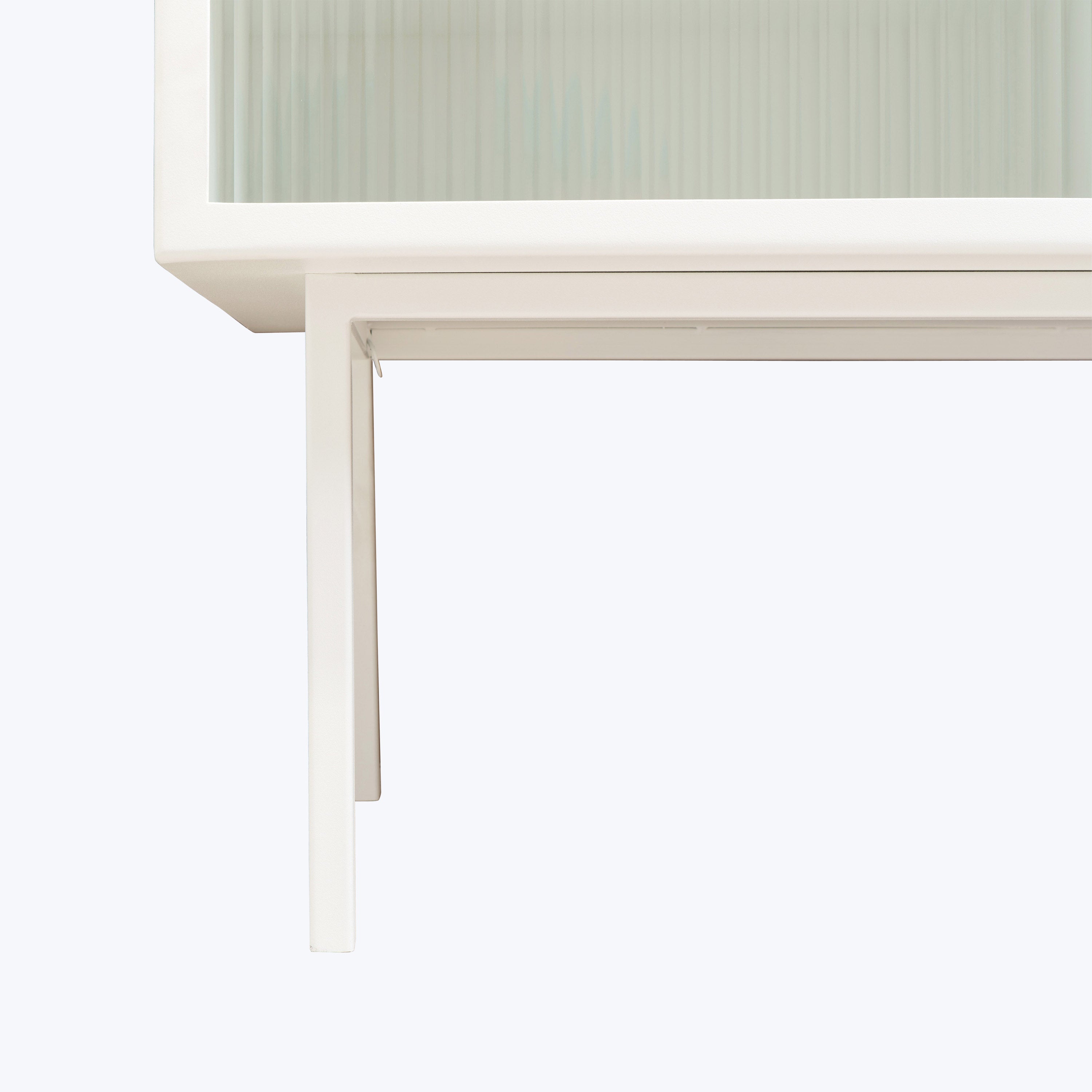 Flatiron Ribbed Console