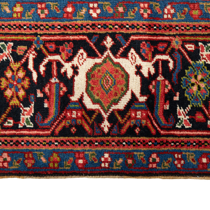 Vintage Traditional Heriz Rug - 8'2" x 11'1"