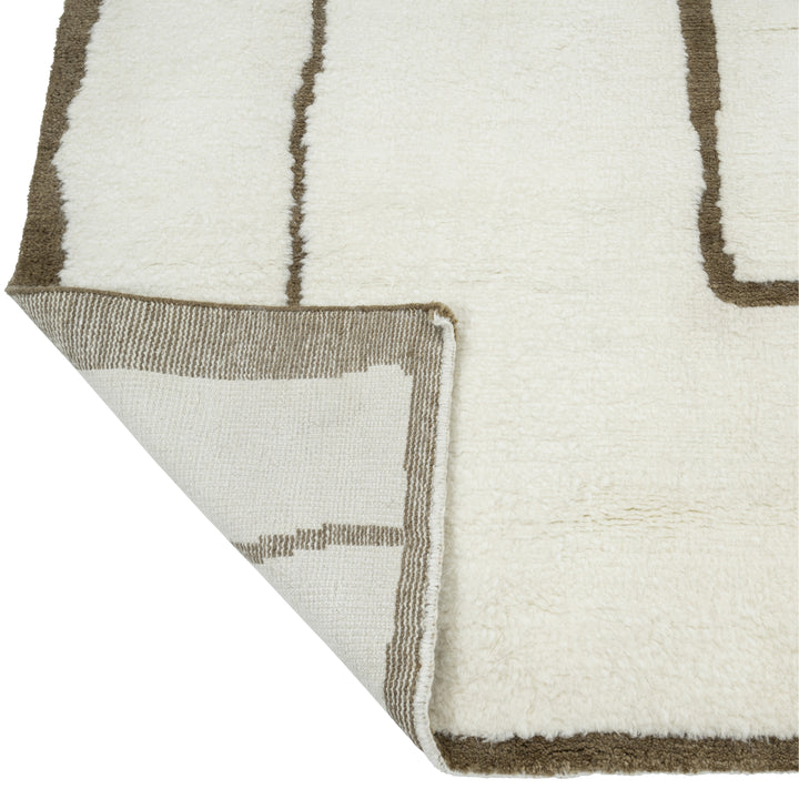 Cream Moroccan Wool Rug - 8' x 10'
