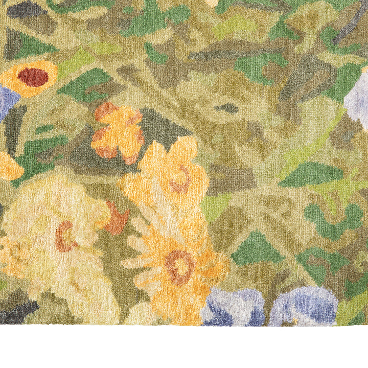 Green Aurora Tibetan Silk Rug - 6' x 9'