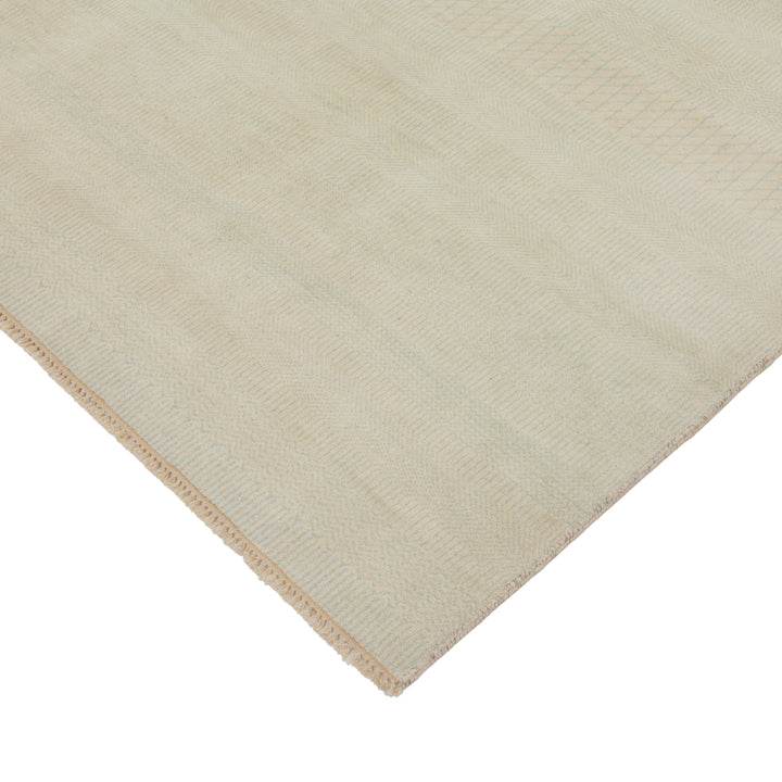 Traditional Indo Savannah Rug - 8' 2" x 10' 4"