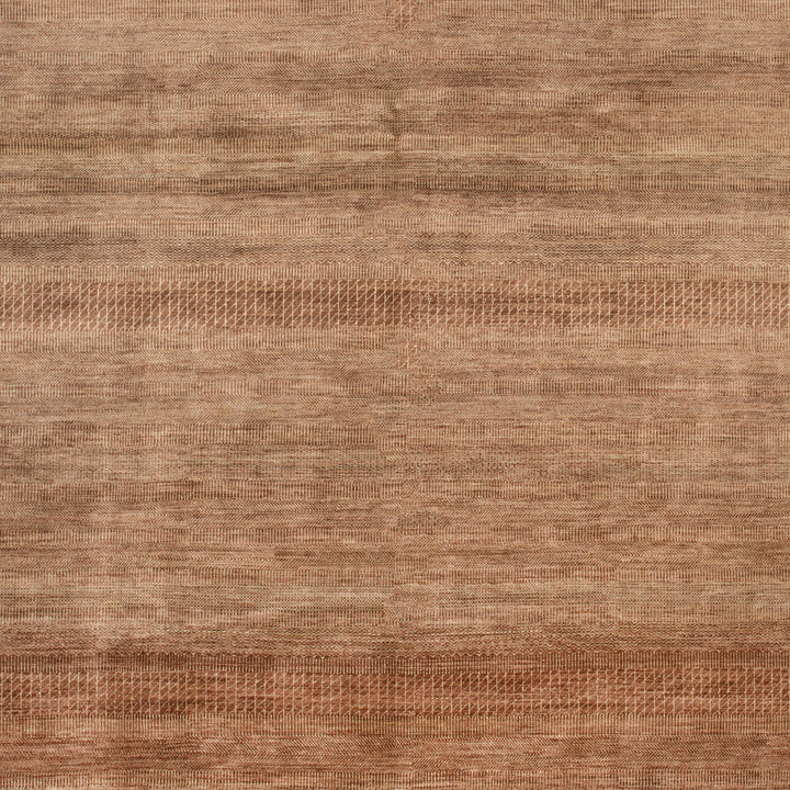 Traditional Indo Savannah Rug - 7' 10" x 10' 1"