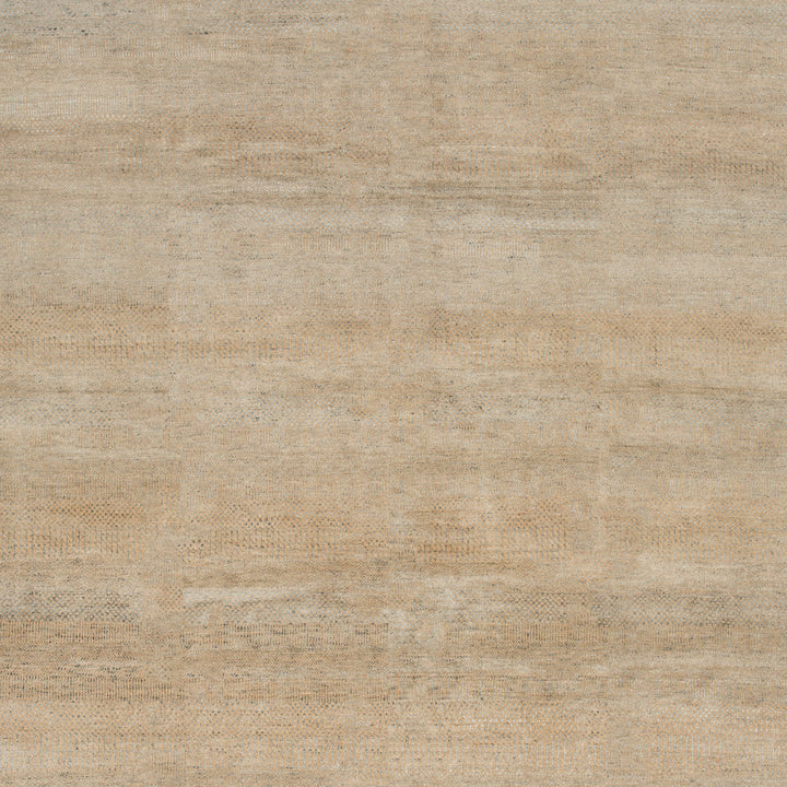 Traditional Indo Savannah Rug - 7' 9" x 10' 3"