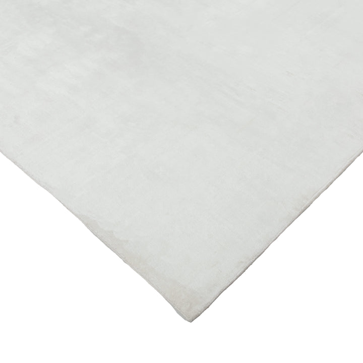 Traditional Indo Loop Cut Rug - 8' 1" x 10' 0"