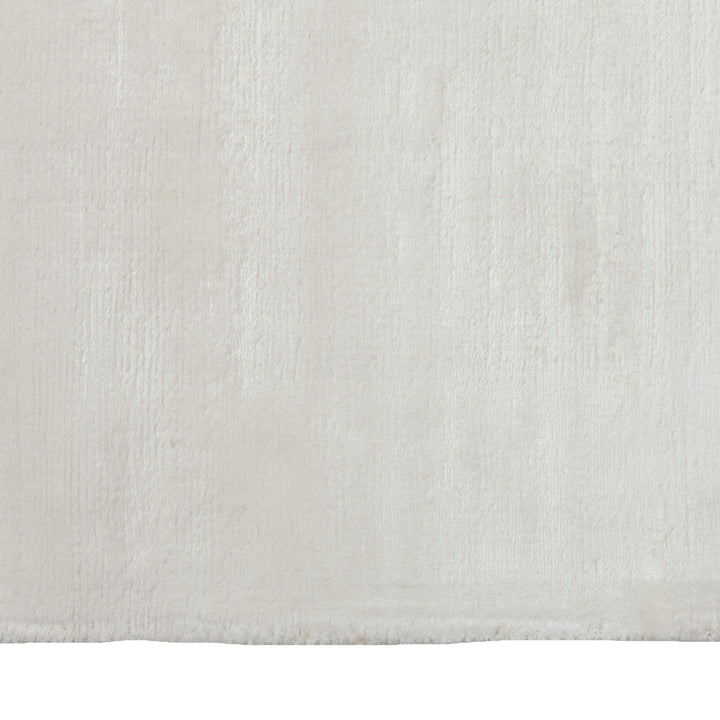 Traditional Indo Loop Cut Rug - 8' 1" x 10' 0"