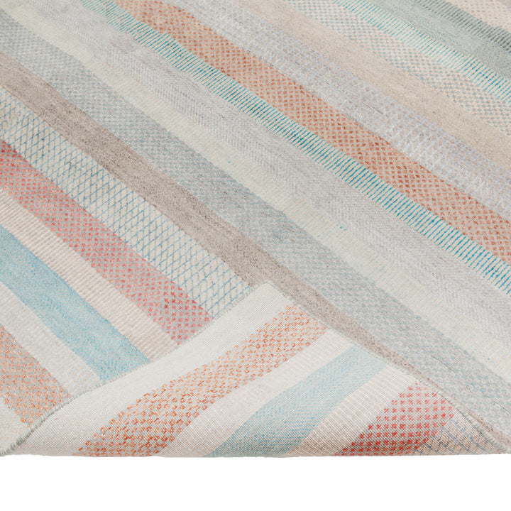 Traditional Indo Savannah Rug - 8' 1" x 9' 10"