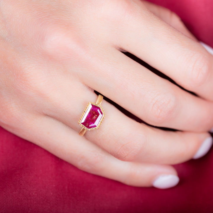 Mozambique Ruby 18k One of a Kind Ring