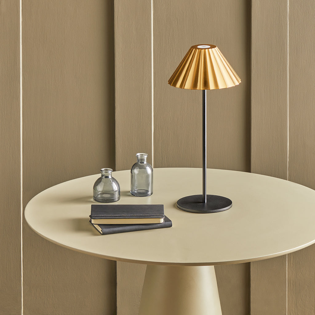 Twinky Cordless Table Lamp