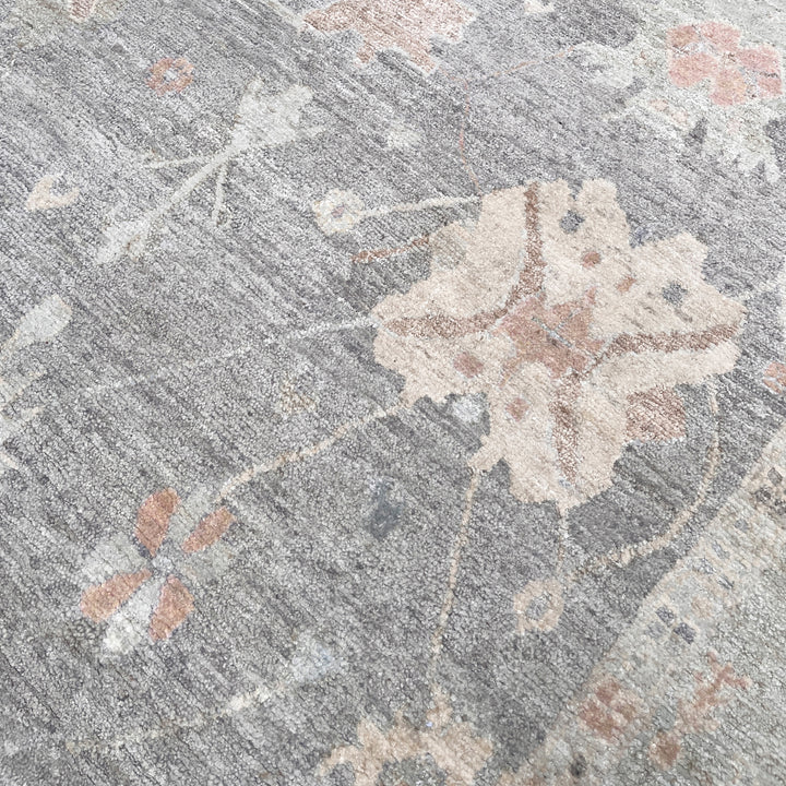 Light Grey Traditional Oushak Silk Rug - 9' x 12'