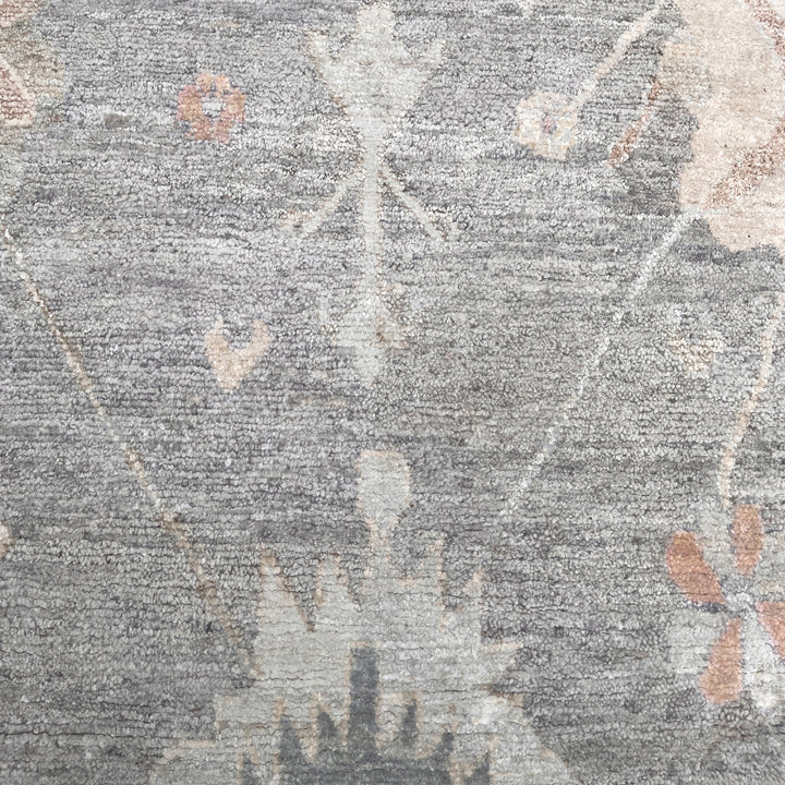 Light Grey Traditional Oushak Silk Rug - 9' x 12'