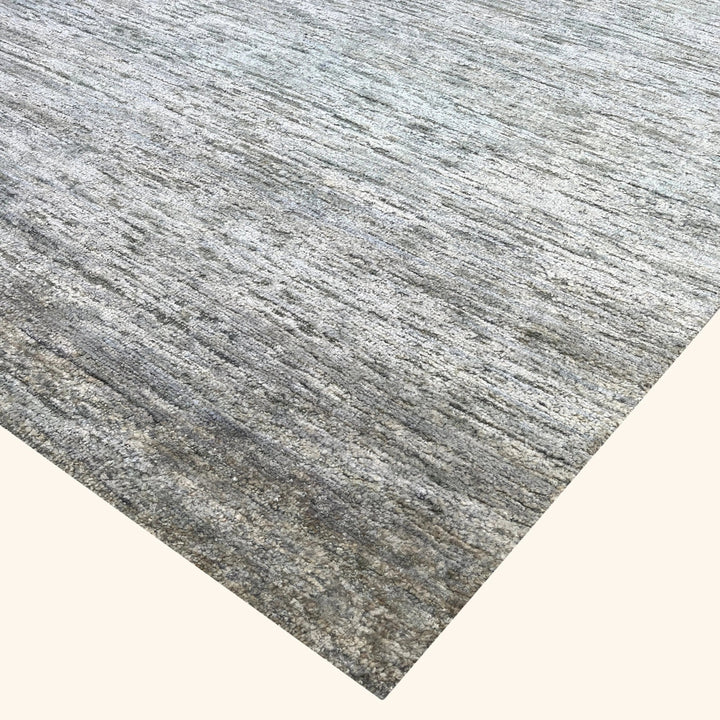Grey Solid Textured Wool Silk Blend Rug - 8' x 10'