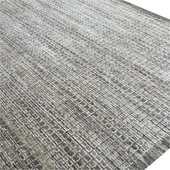 Ivory & Beige Transitional Wool Silk Blend Rug - 8' x 10'