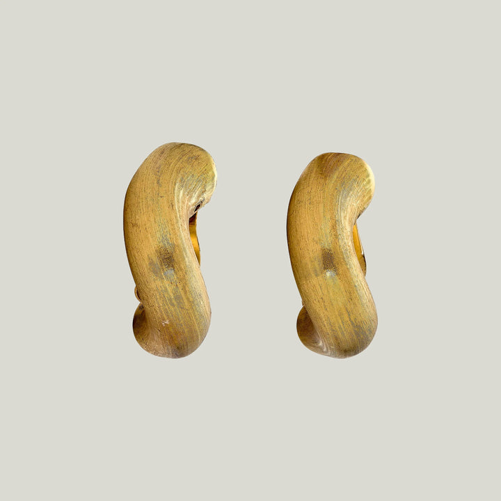 San Marcos Vintage 18K Yellow Gold Macaroni Earclips