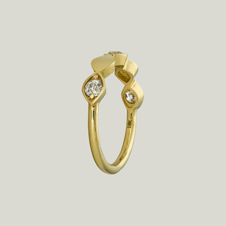 Contemporary 18k Yellow Gold Diamond Navette Ring