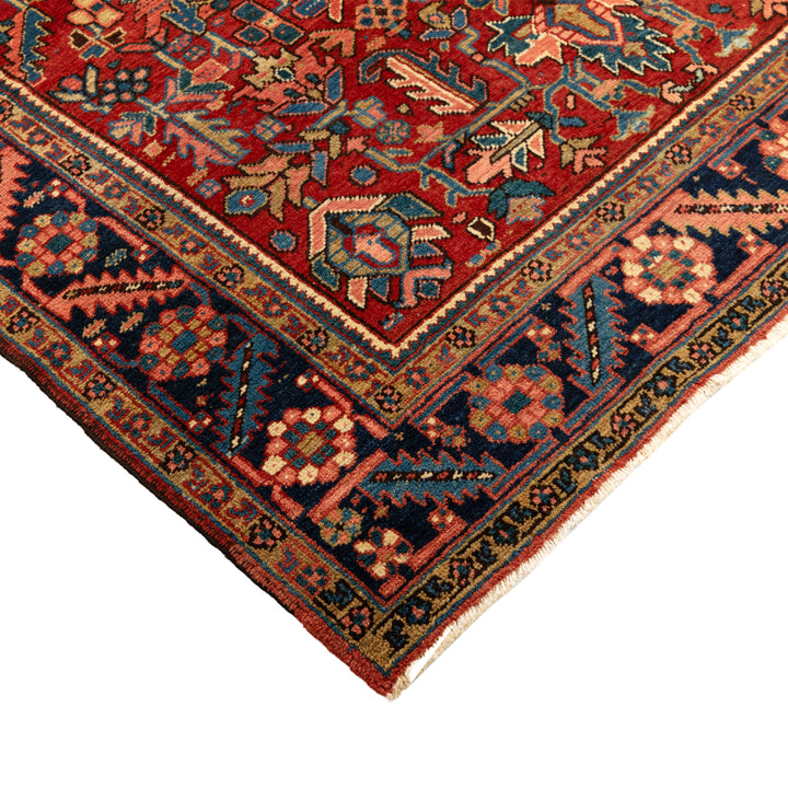 Red Antique Persian Heriz Wool Rug - 6'5" x 9'