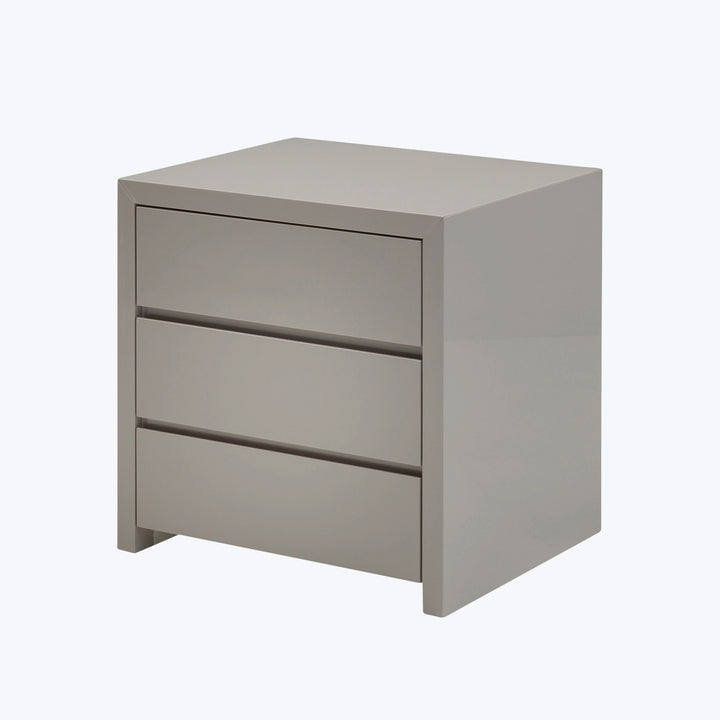 Stowe Lacquer Nightstand Stone / 3-Drawer