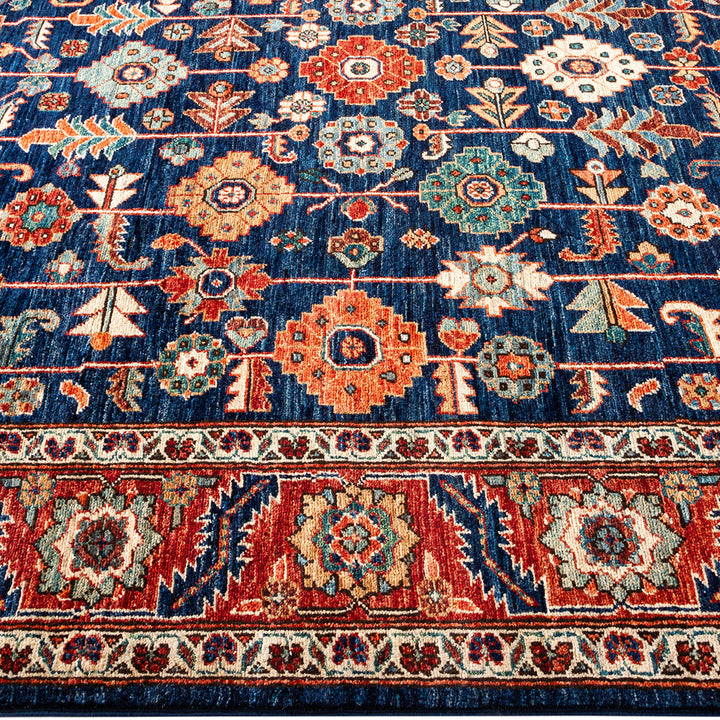 Traditional Serapi Wool Rug - 6' 0" x 9' 1"