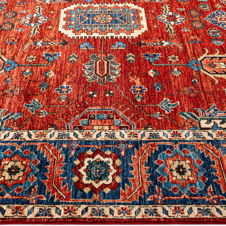 Traditional Serapi Wool Rug - 5' 10" x 9' 1"
